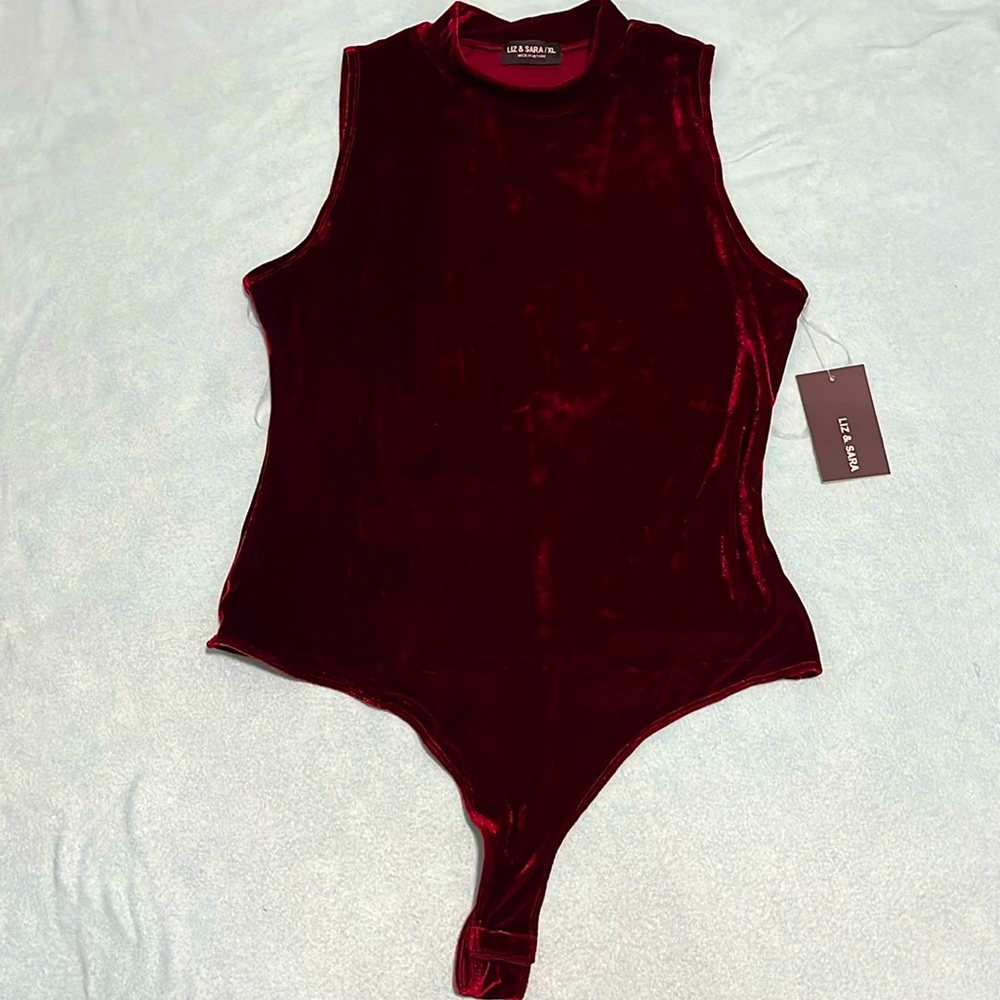 NWT Bodysuit Sleeveless Womens Top